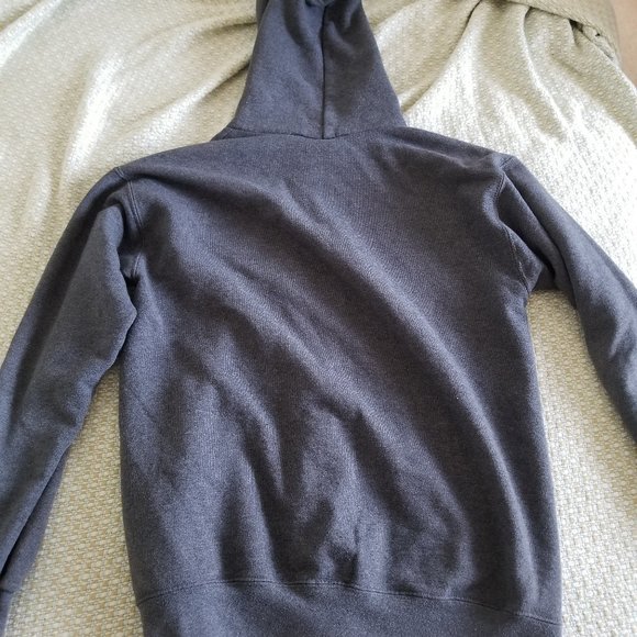 Hanes Men's Hoodie Medium - Picture 2 of 3